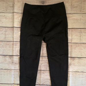 Fabletics High-Waisted Seamless Classic 7/8